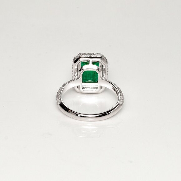 Emerald Ring - Picture 7 of 8